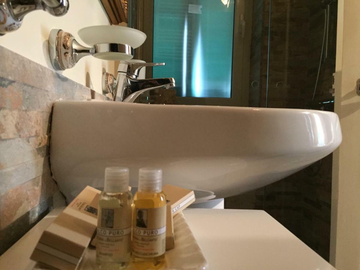 Bed and Breakfast Palazzo Laguardia Fasano Esterno foto