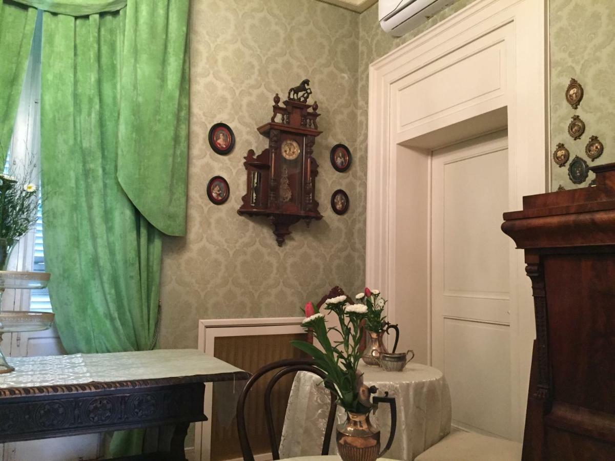 Bed and Breakfast Palazzo Laguardia Fasano Esterno foto