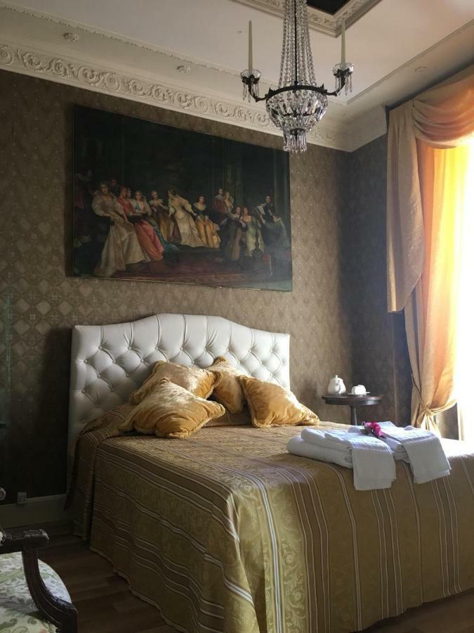 Bed and Breakfast Palazzo Laguardia Fasano Esterno foto