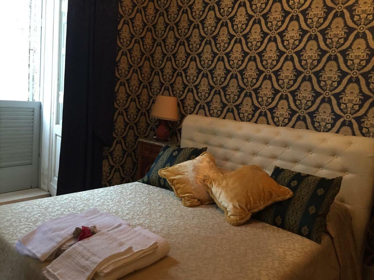 Bed and Breakfast Palazzo Laguardia Fasano Esterno foto