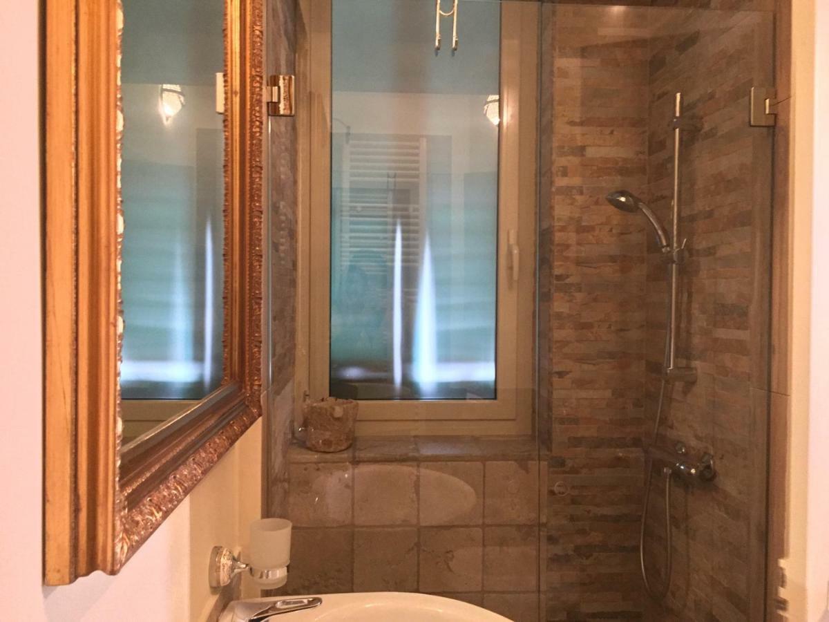Bed and Breakfast Palazzo Laguardia Fasano Esterno foto